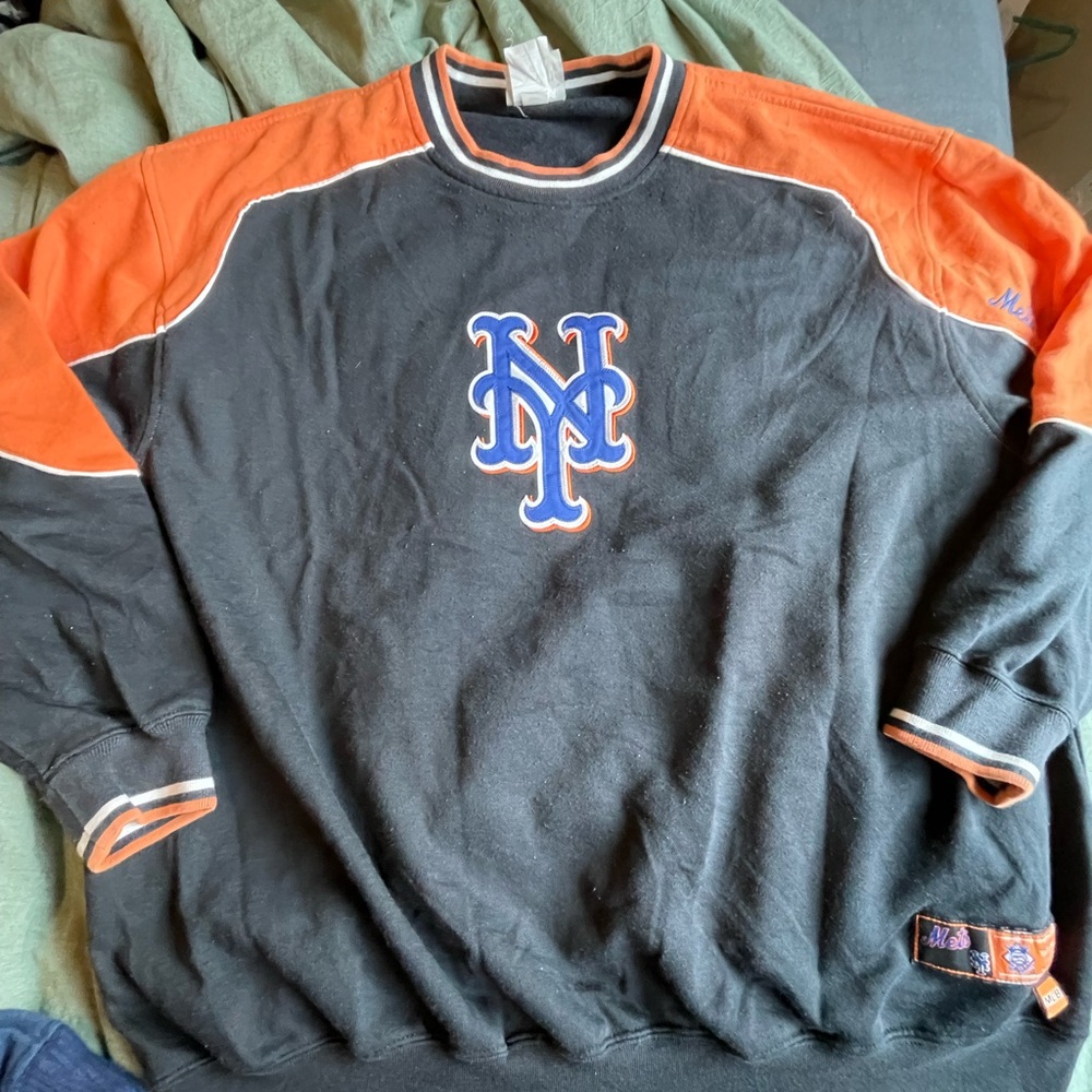 New York Mets embroidered sweatshirt